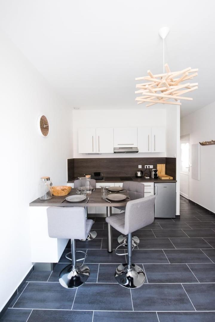 Le Hirvi - Cocon Zen Et Epure A 10Min Vieux Lyon Διαμέρισμα Εξωτερικό φωτογραφία